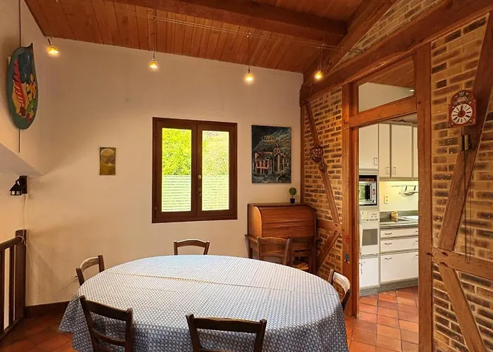 Maison En Pierres - Atypique - 3km Du Centre De